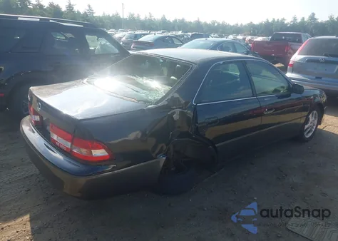 2001 Lexus Es 300 из США, поврежденный, VIN JT8BF28G215110362